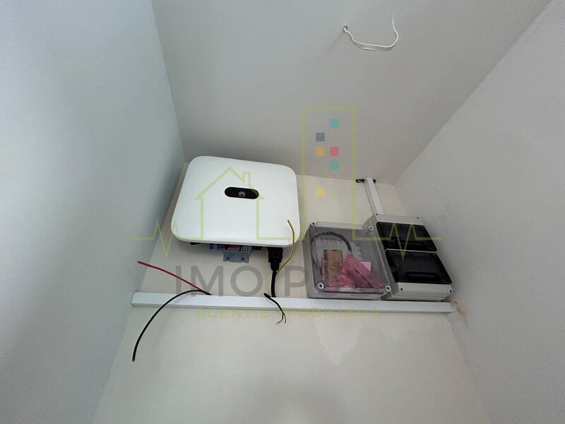 Timis Duplex pe parter. 2 Bai. 2 Dressing-uri. Terasa acoperita.