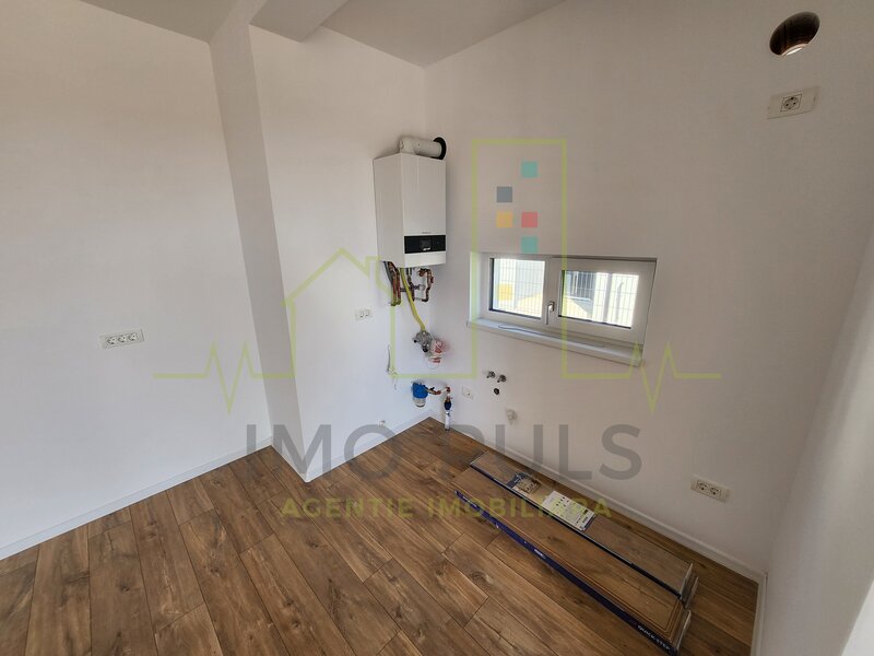 Timis Duplex pe parter. 2 Bai. 2 Dressing-uri. Terasa acoperita.